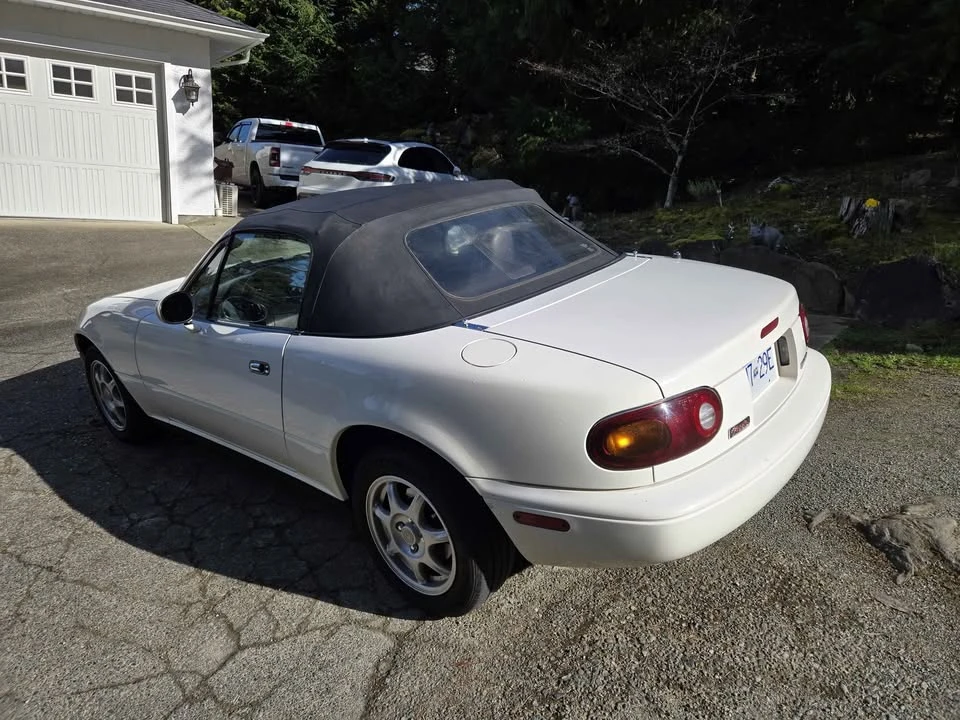1996 Mazda NA MX-5 Miata - Image 5 of 18