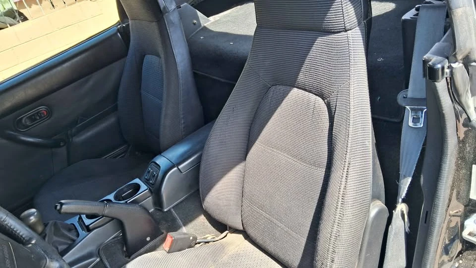1996 Mazda NA MX-5 Miata - Image 6 of 9