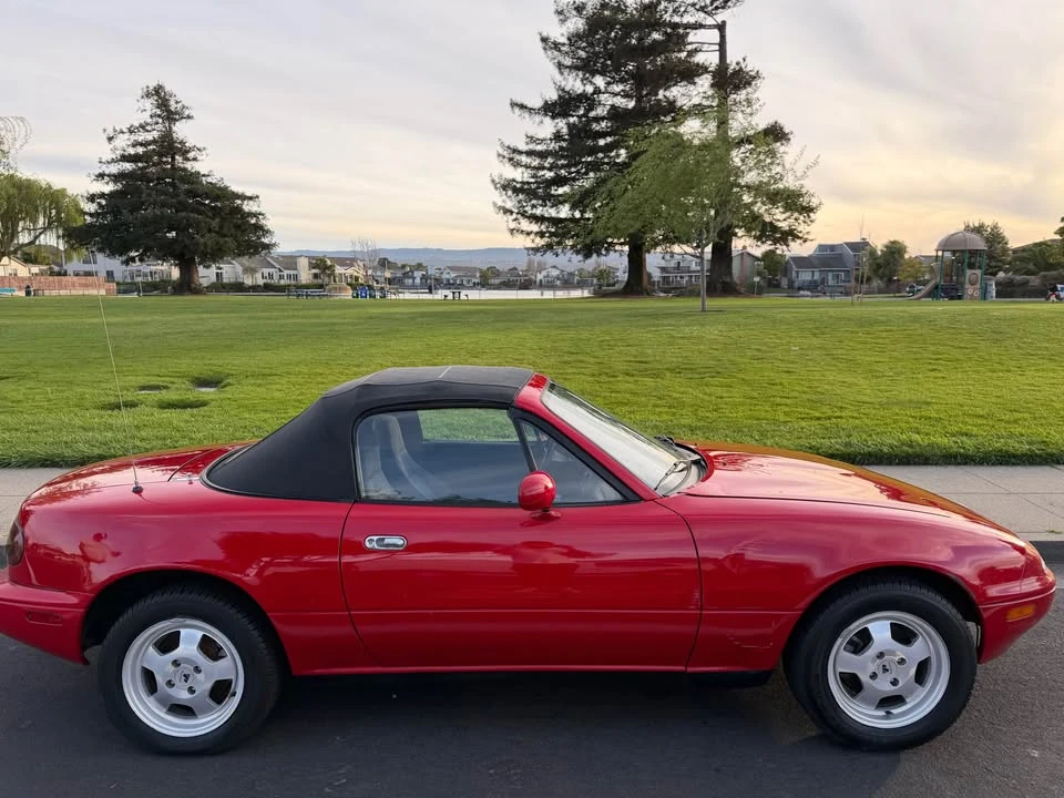 1996 Mazda NA MX-5 Miata - Image 3 of 5