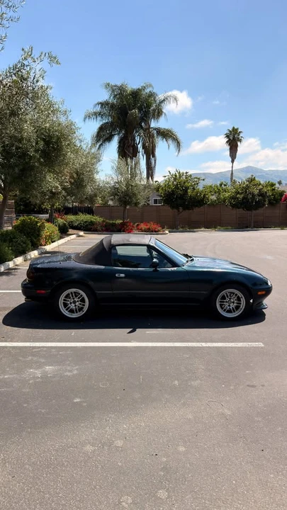 1996 Mazda NA MX-5 Miata - Image 2 of 10