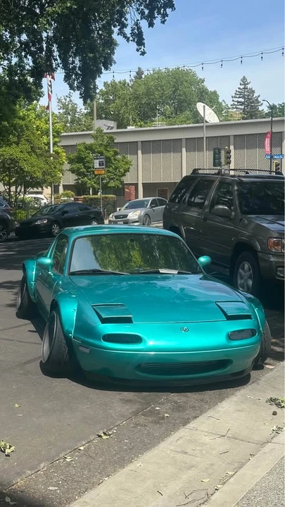 1996 Mazda NA MX-5 Miata - Image 2 of 8