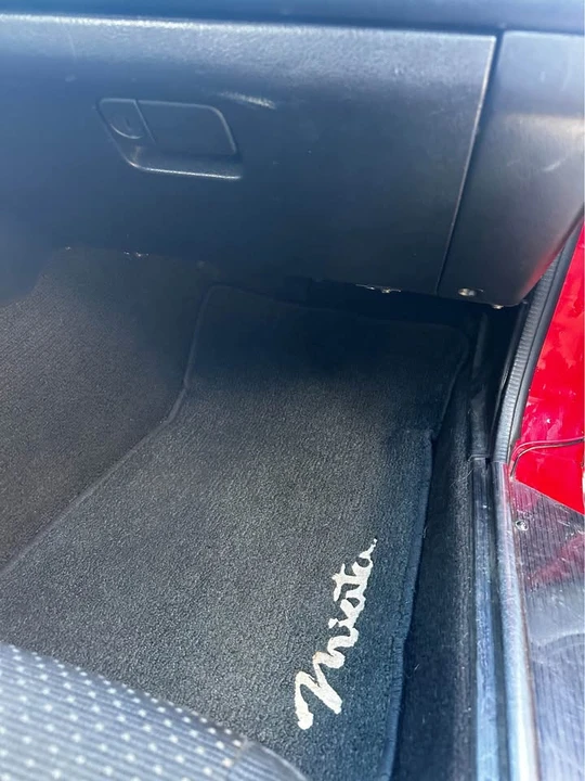 1996 Mazda NA MX-5 Miata - Image 14 of 20