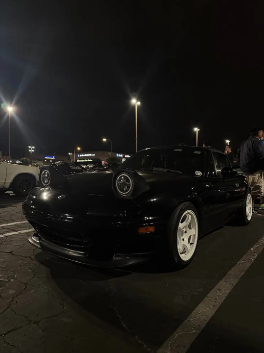 1996 Mazda NA MX-5 Miata - Image 3 of 4