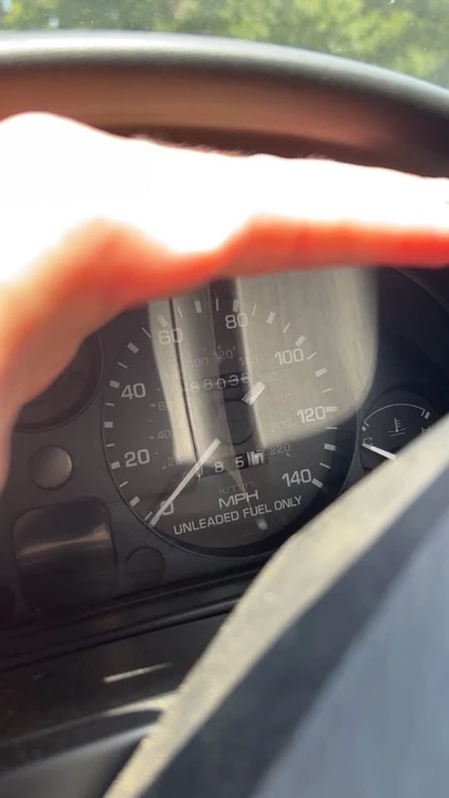 1996 Mazda NA MX-5 Miata - Image 6 of 7