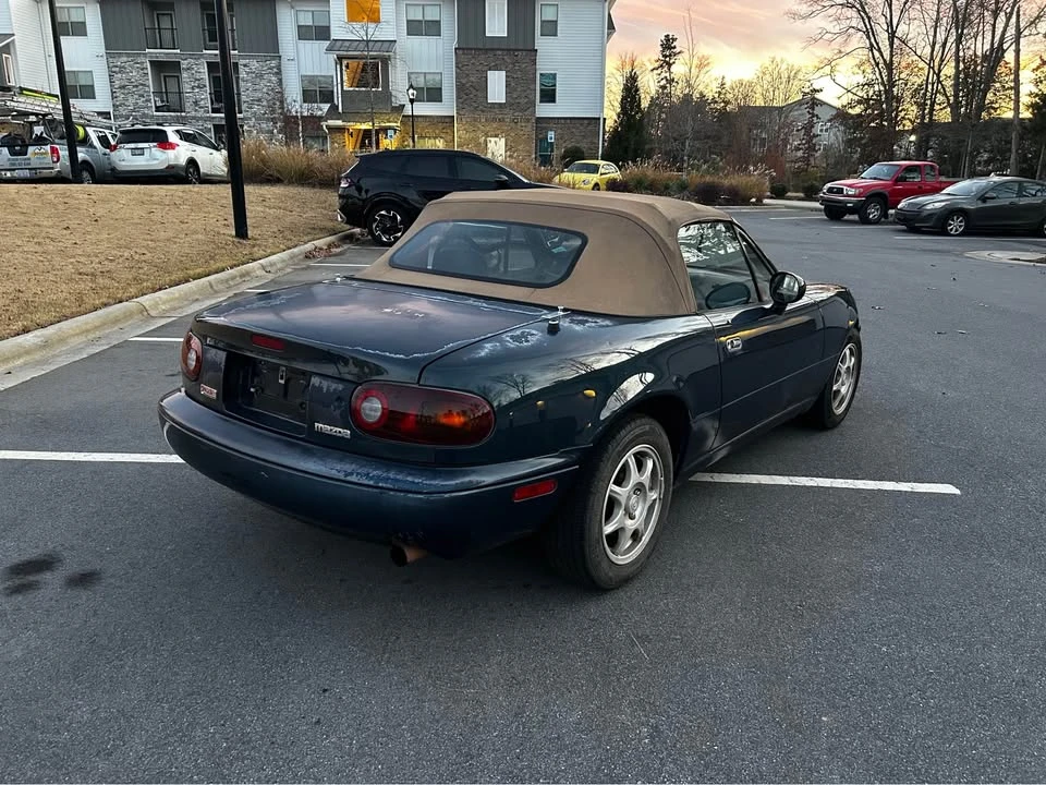 1996 Mazda NA MX-5 Miata - Image 9 of 16