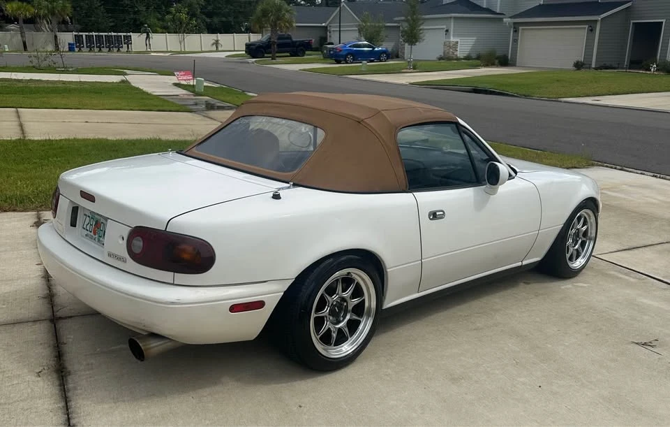 1996 Mazda NA MX-5 Miata - Image 2 of 12