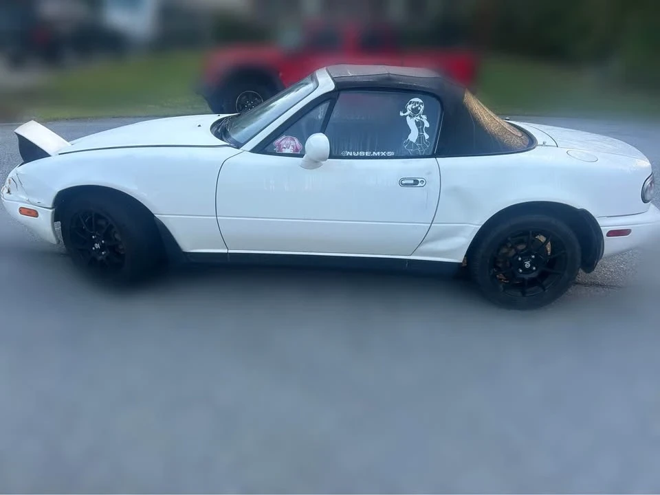 1996 Mazda NA MX-5 Miata - Image 3 of 12
