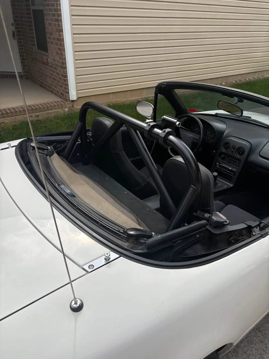 1996 Mazda NA MX-5 Miata - Image 7 of 9