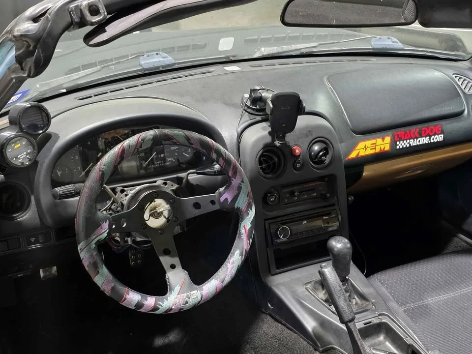 1996 Mazda NA MX-5 Miata - Image 5 of 8