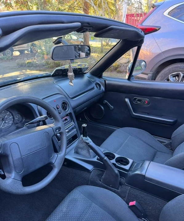 1996 Mazda NA MX-5 Miata - Image 5 of 7