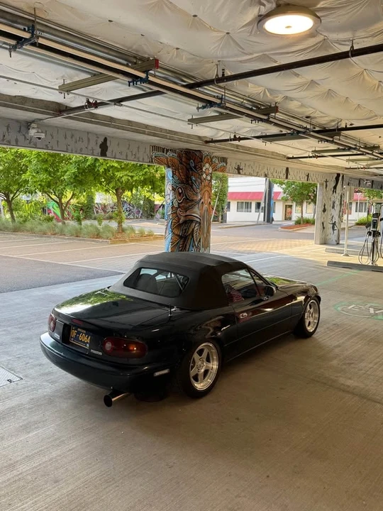 1996 Mazda NA MX-5 Miata - Image 2 of 7