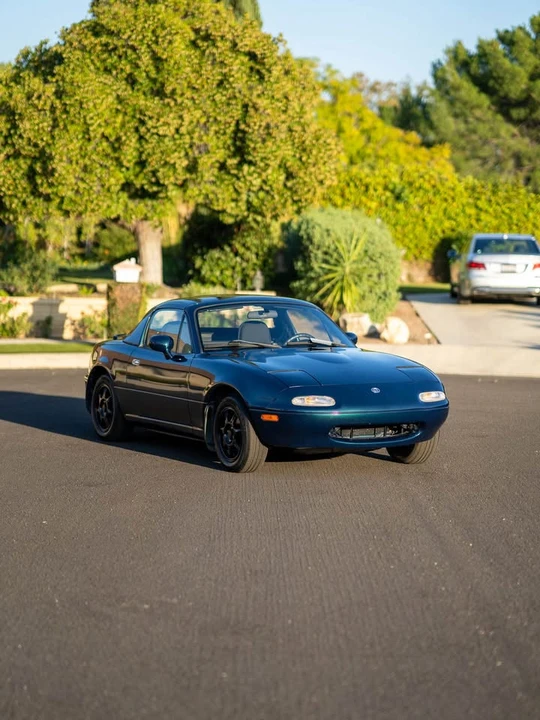 1996 Mazda NA MX-5 Miata - Image 4 of 15