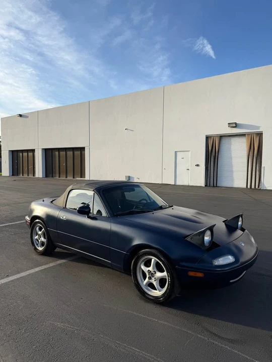 1996 Mazda NA MX-5 Miata - Image 2 of 8