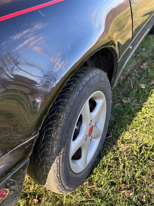 1996 Mazda NA MX-5 Miata - Image 5 of 15