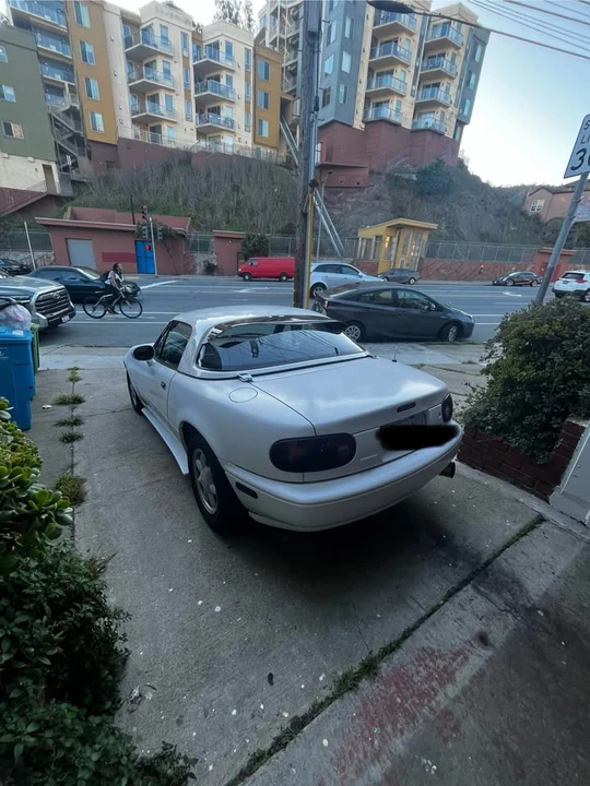 1996 Mazda NA MX-5 Miata - Image 3 of 8