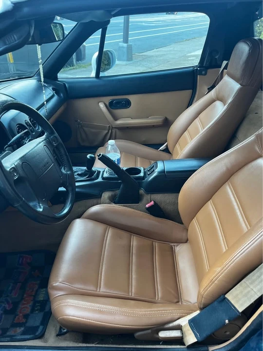 1996 Mazda NA MX-5 Miata - Image 7 of 8