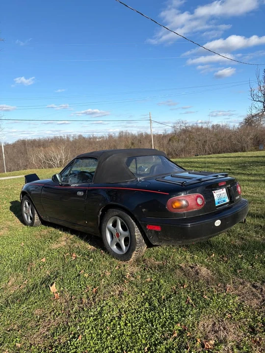1996 Mazda NA MX-5 Miata - Image 4 of 10