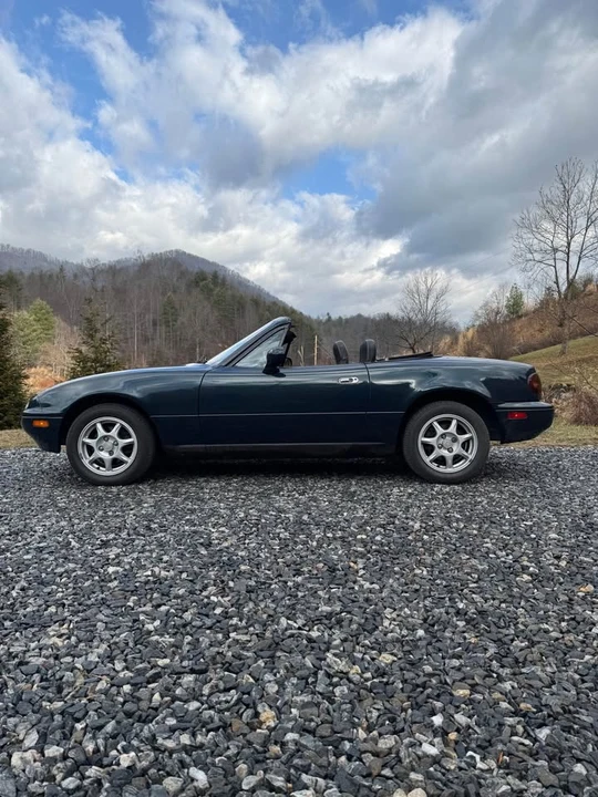 1996 Mazda NA MX-5 Miata - Image 2 of 10