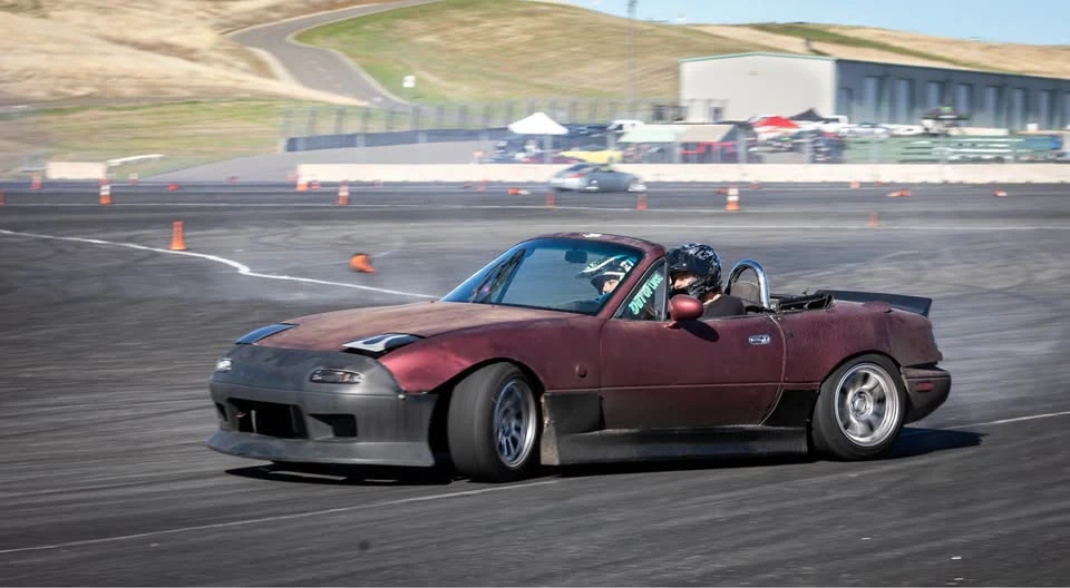 1996 Mazda NA MX-5 Miata - Image 4 of 9
