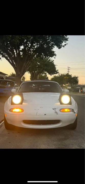 1996 Mazda NA MX-5 Miata - Image 2 of 7