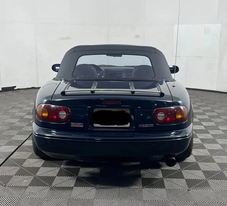 1996 Mazda NA MX-5 Miata - Image 2 of 20