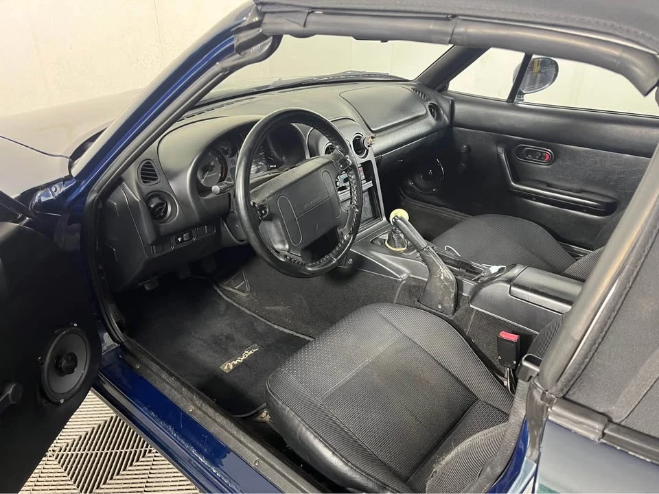 1996 Mazda NA MX-5 Miata - Image 16 of 20