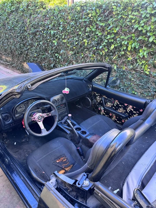 1996 Mazda NA MX-5 Miata - Image 7 of 11