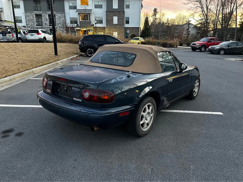 1996 Mazda NA MX-5 Miata - Image 6 of 7