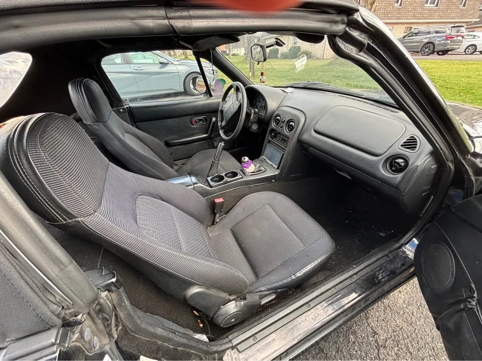 1996 Mazda NA MX-5 Miata - Image 4 of 7