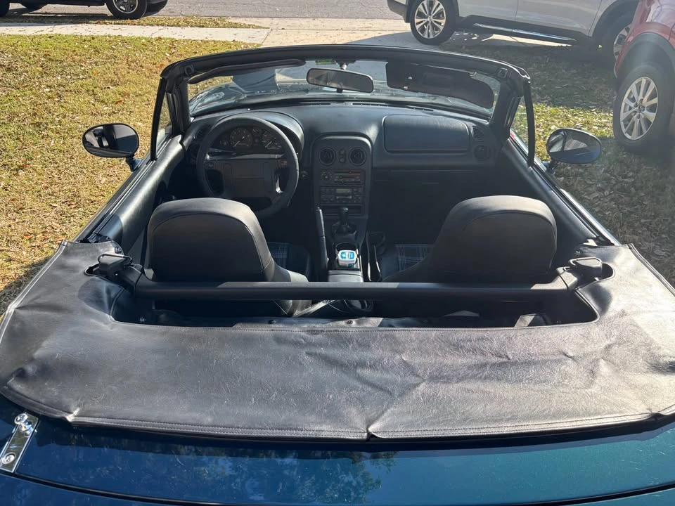1996 Mazda NA MX-5 Miata - Image 2 of 7