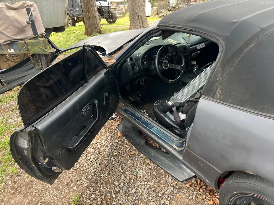 1996 Mazda NA MX-5 Miata - Image 5 of 11