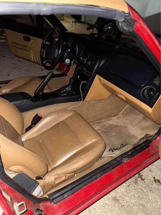 1996 Mazda NA MX-5 Miata - Image 7 of 8