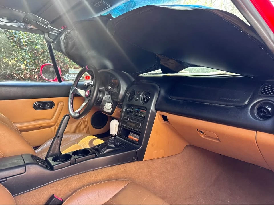 1996 Mazda NA MX-5 Miata - Image 9 of 10