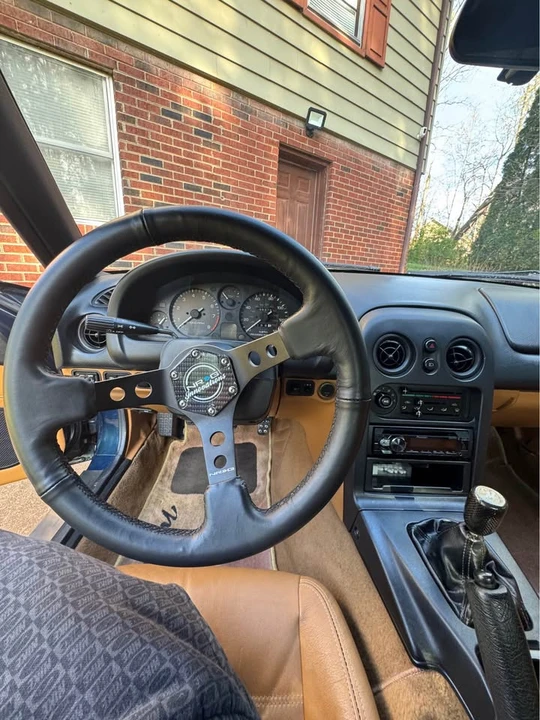 1996 Mazda NA MX-5 Miata - Image 7 of 9