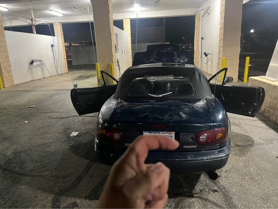 1996 Mazda NA MX-5 Miata - Image 5 of 6