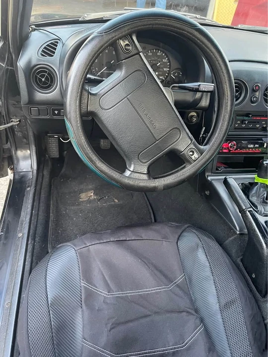 1996 Mazda NA MX-5 Miata - Image 9 of 10