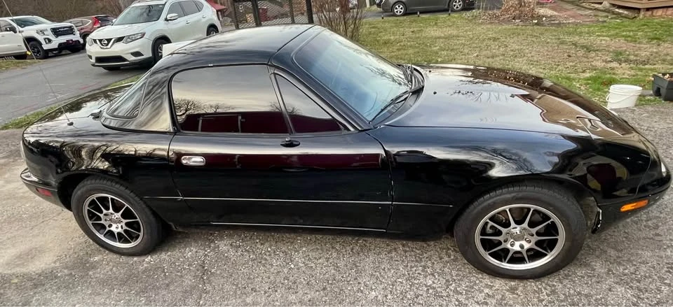1996 Mazda NA MX-5 Miata - Image 2 of 10