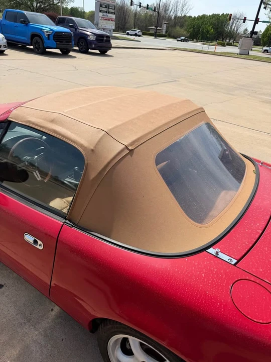 1996 Mazda NA MX-5 Miata - Image 5 of 11