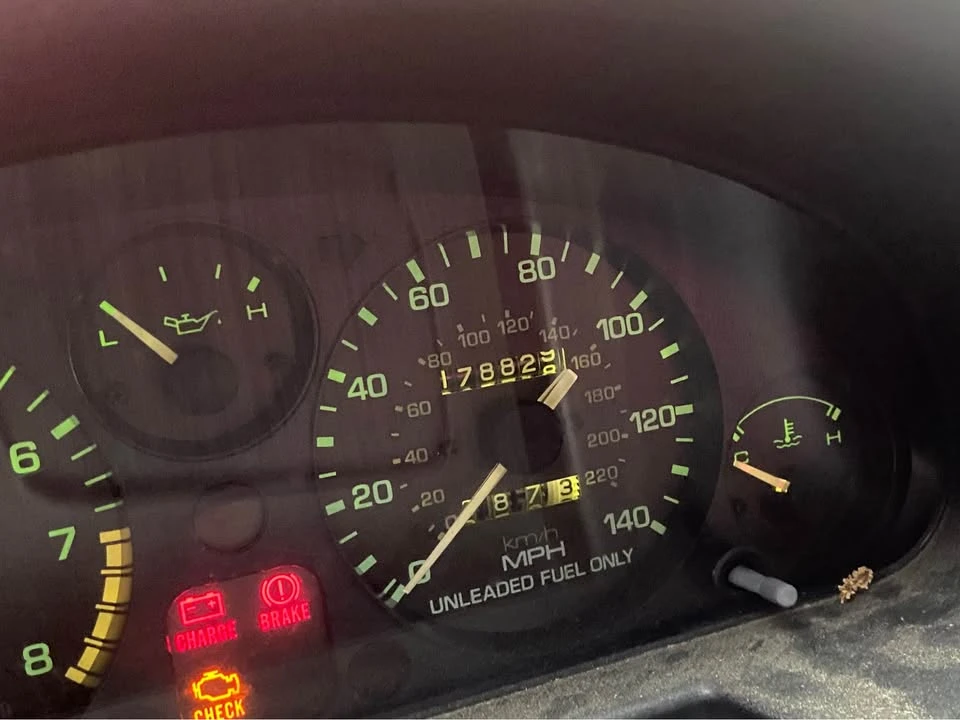 1996 Mazda NA MX-5 Miata - Image 4 of 9