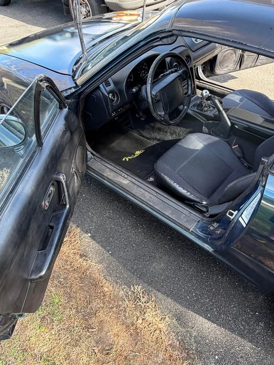 1996 Mazda NA MX-5 Miata - Image 3 of 12