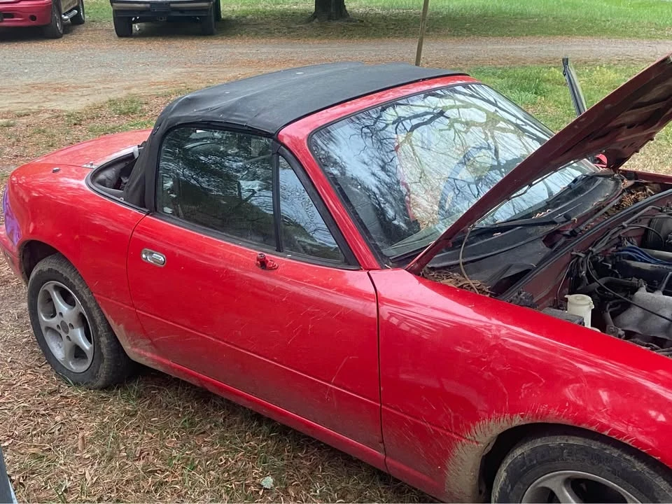 1996 Mazda NA MX-5 Miata - Image 5 of 9