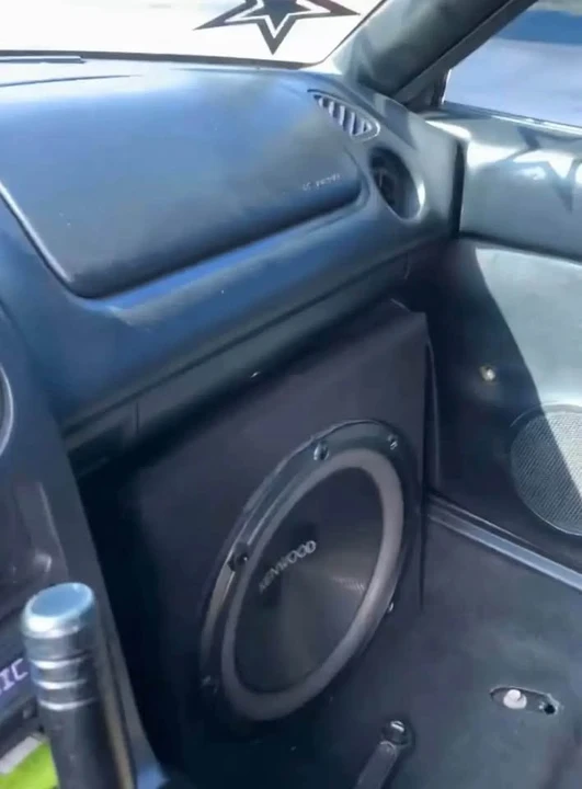 1996 Mazda NA MX-5 Miata - Image 13 of 14