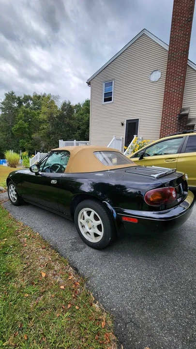 1996 Mazda NA MX-5 Miata - Image 2 of 5