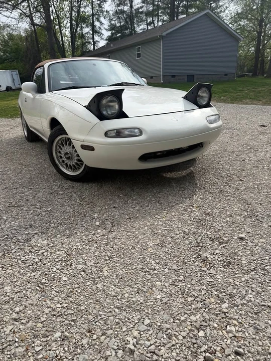 1996 Mazda NA MX-5 Miata - Image 2 of 12