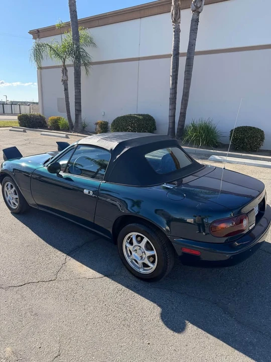 1996 Mazda NA MX-5 Miata - Image 4 of 10