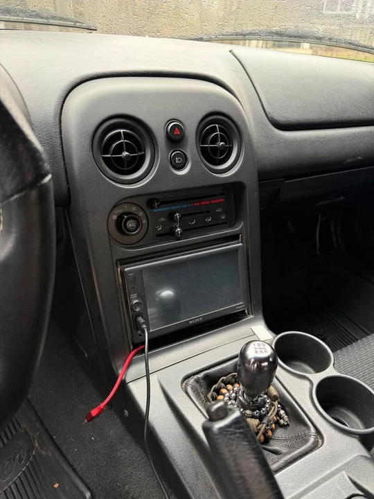 1996 Mazda NA MX-5 Miata - Image 4 of 6