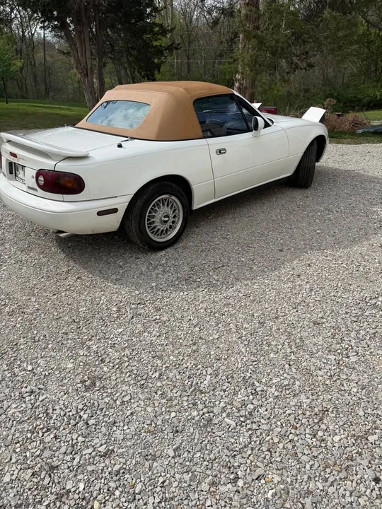 1996 Mazda NA MX-5 Miata - Image 3 of 12