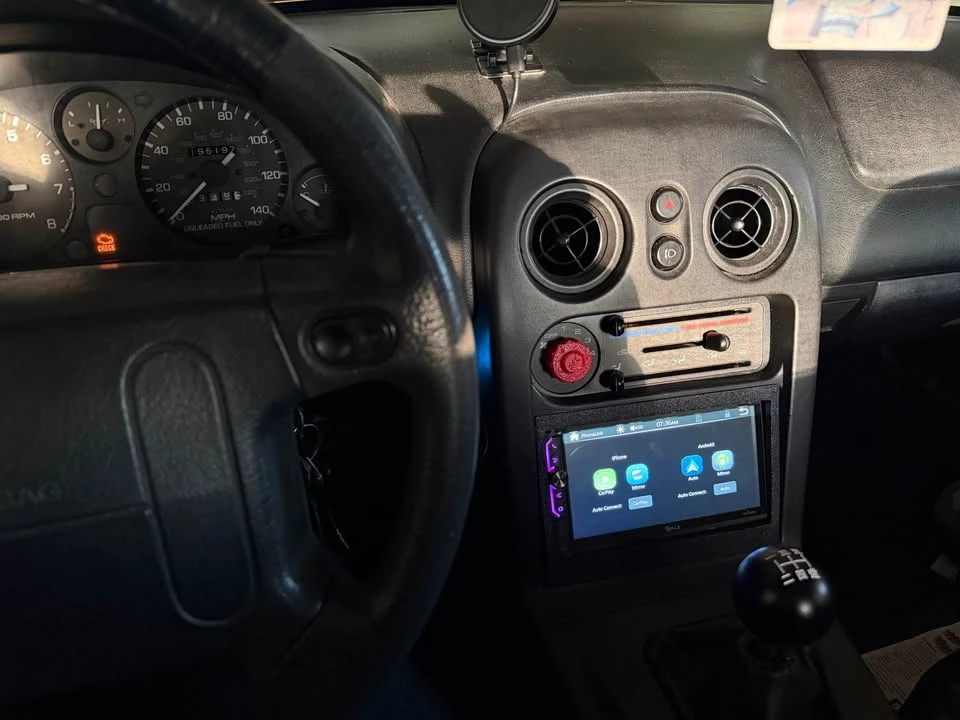 1996 Mazda NA MX-5 Miata - Image 8 of 10