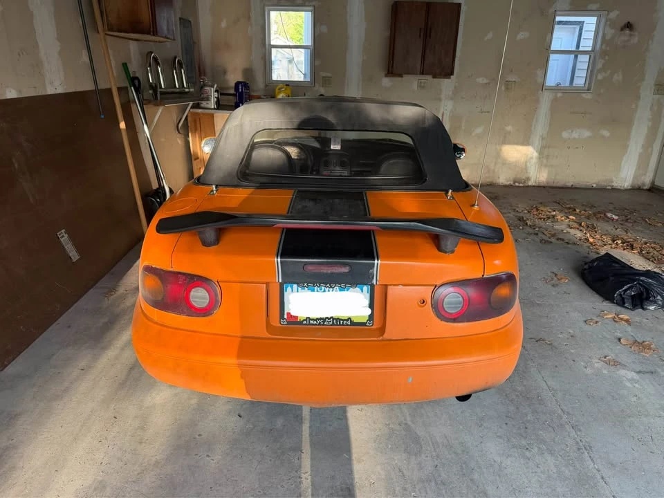 1996 Mazda NA MX-5 Miata - Image 6 of 10