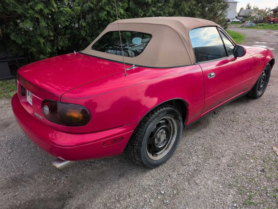 1996 Mazda NA MX-5 Miata - Image 6 of 11